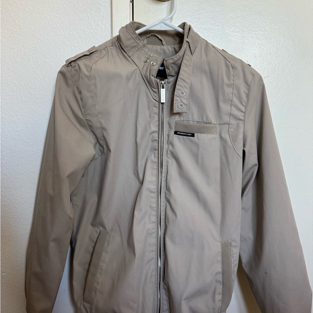 Members Only Classic Iconic Womens Jacket, Slim Fit, Taupe, XS
